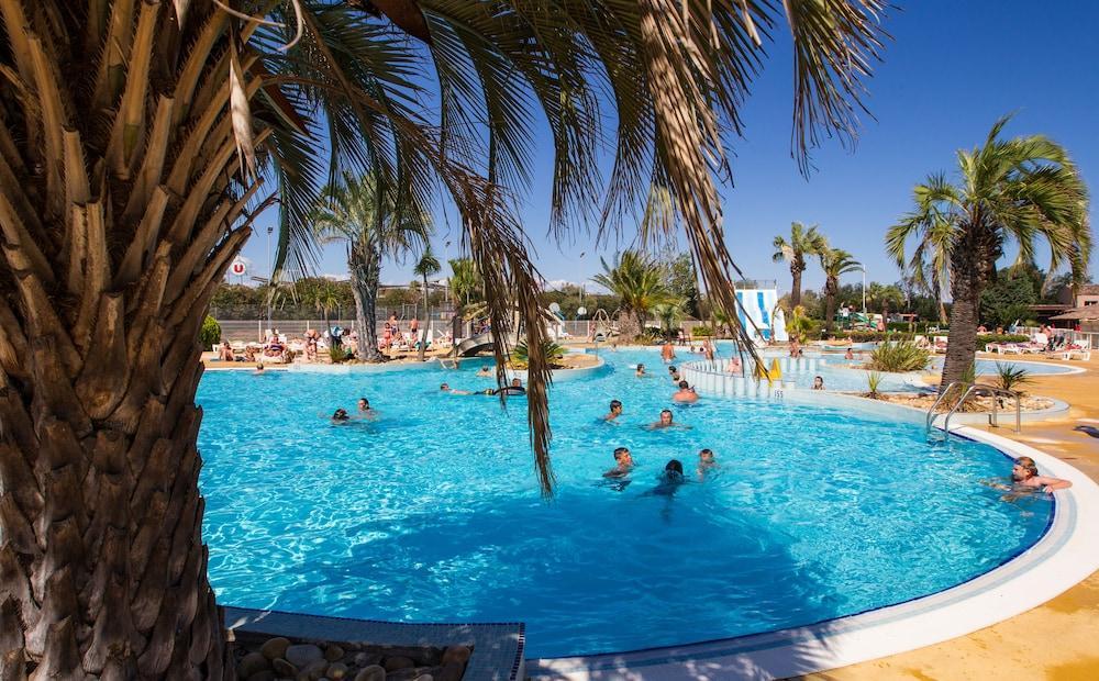 Camping Resort Les Champs Blancs Agde Exterior foto