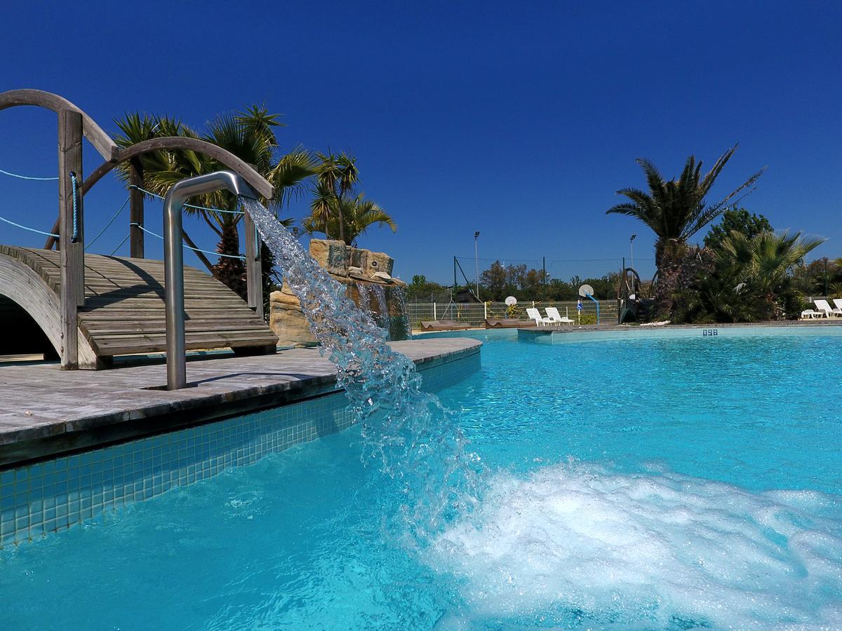Camping Resort Les Champs Blancs Agde Exterior foto